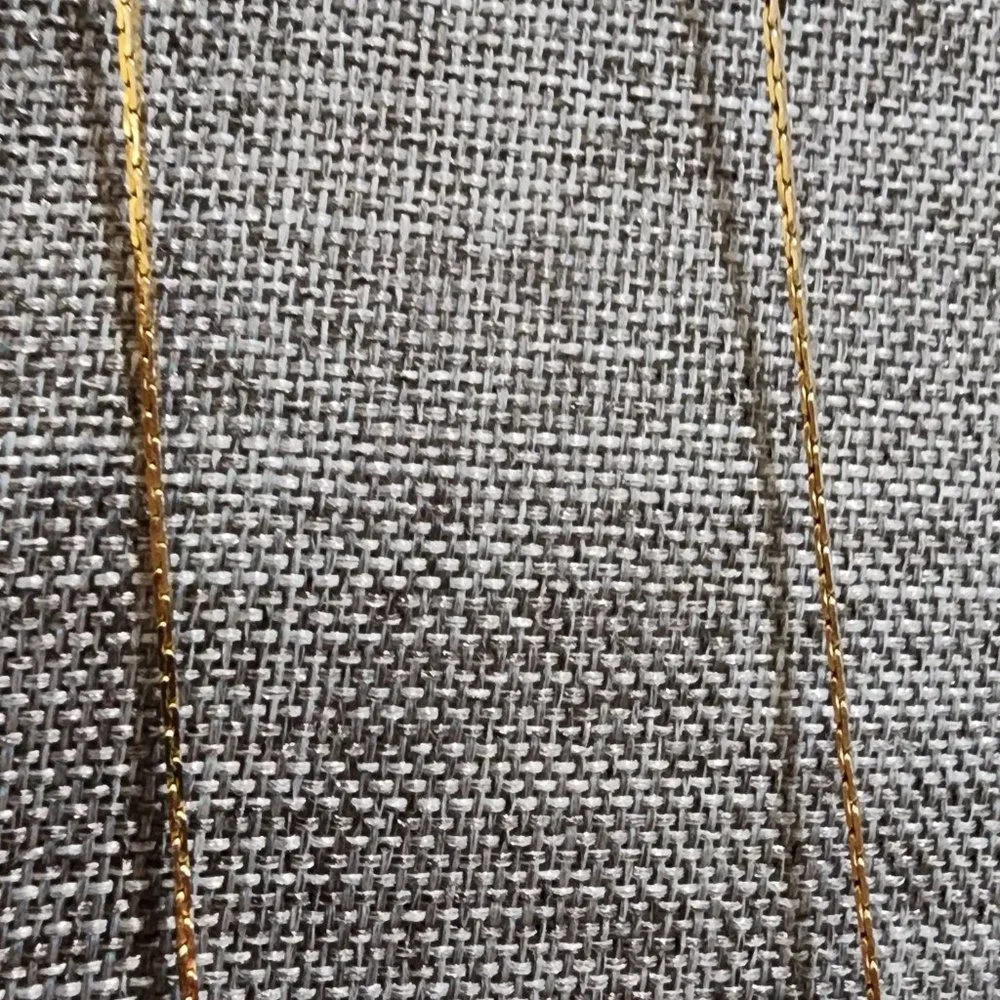 MCM 2 x Vintage Floating Round White and Spiral Gold Bead Gold Chain Necklace